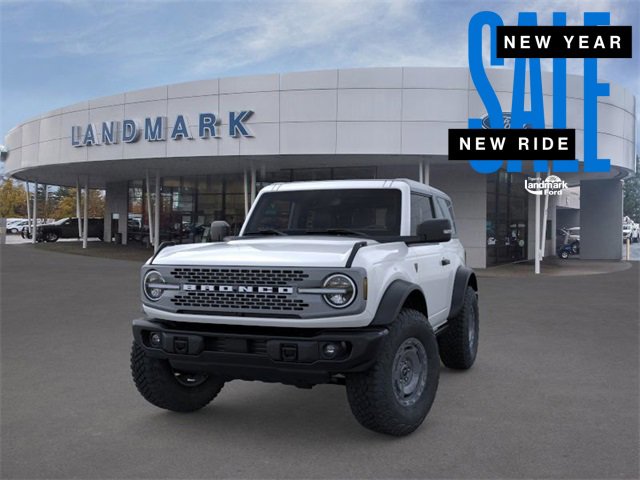 New 2025 Ford Bronco Badlands image 2