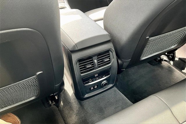 Used 2020 BMW 330i Sedan image 25