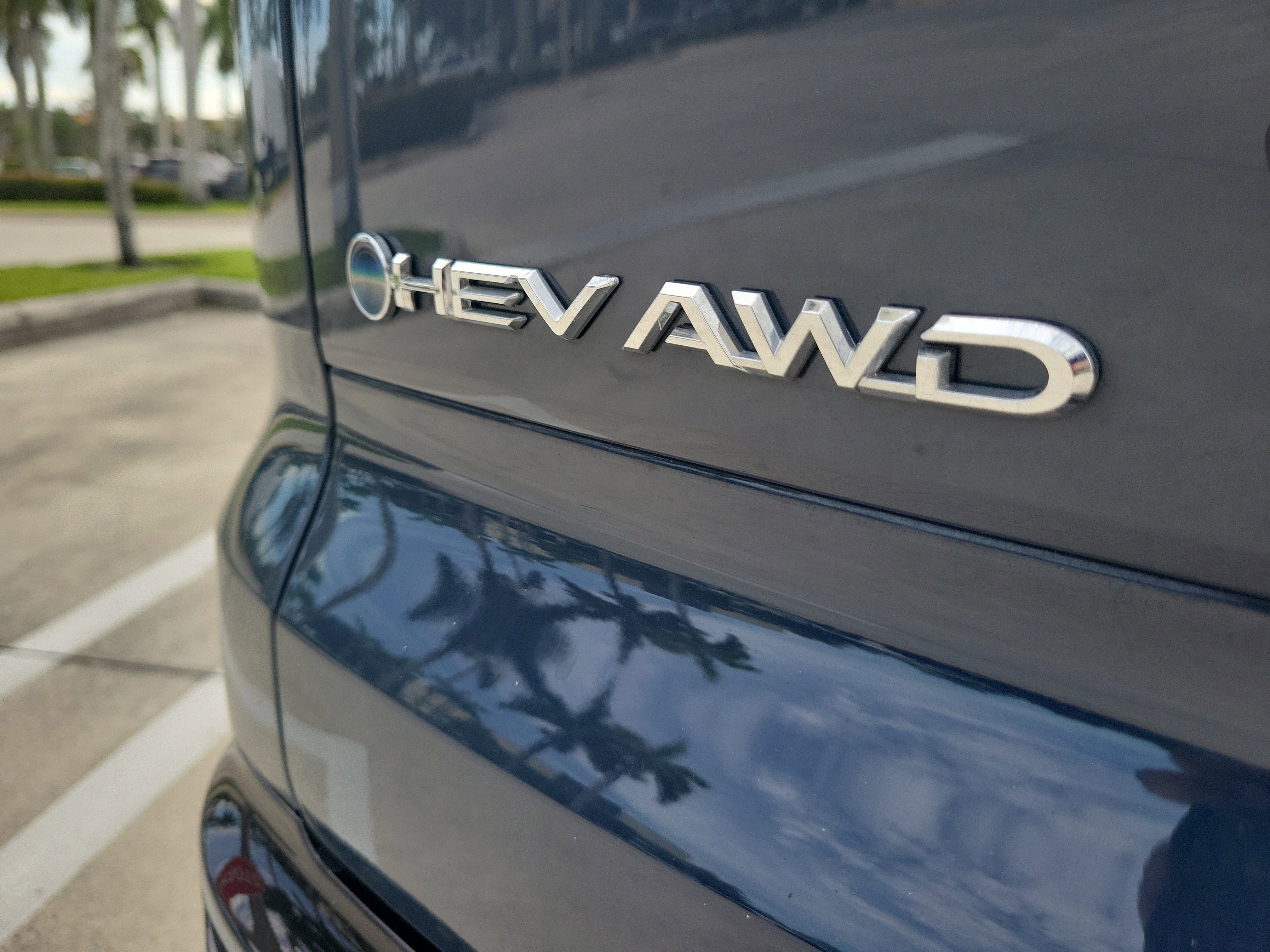 Certified 2025 Toyota Crown Signia AWD/4WD image 10