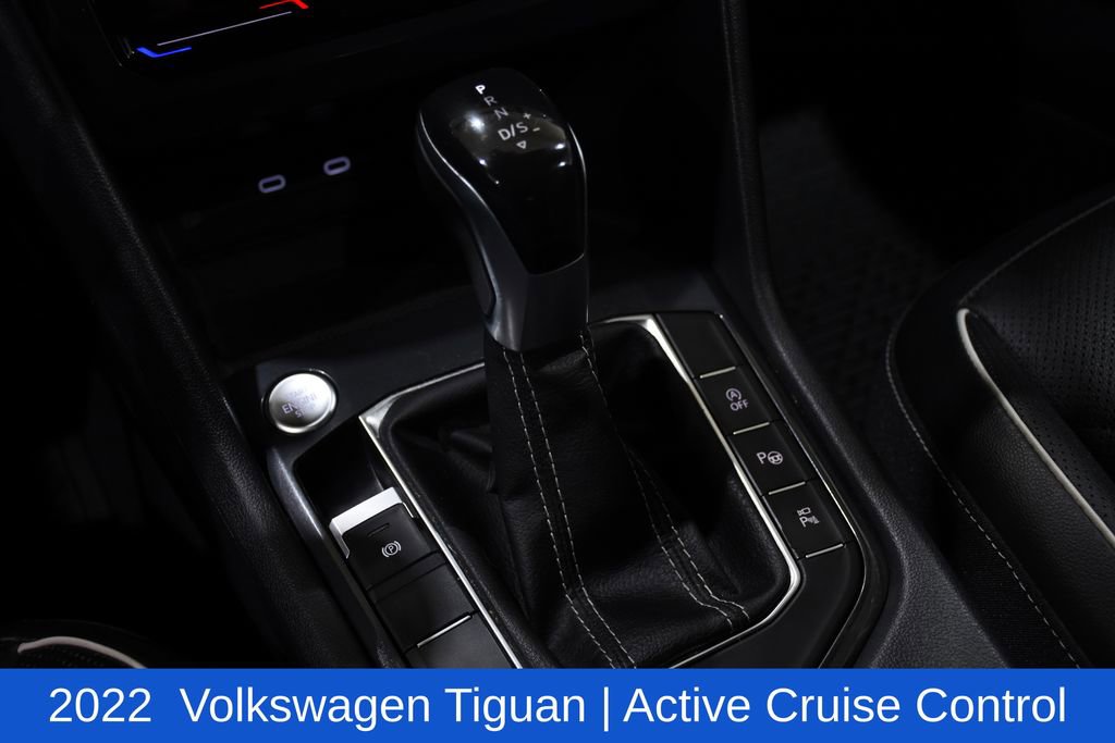 Used 2022 Volkswagen Tiguan SEL R-Line image 23