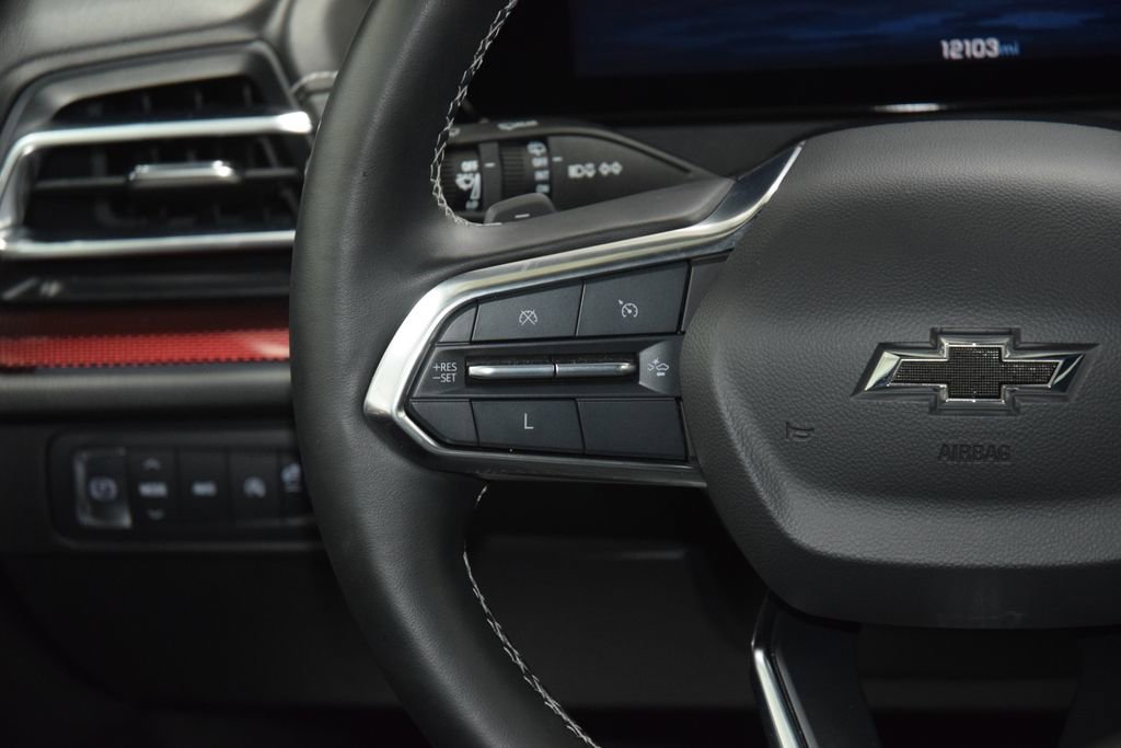 Used 2024 Chevrolet Traverse Z71 AWD/4WD image 36