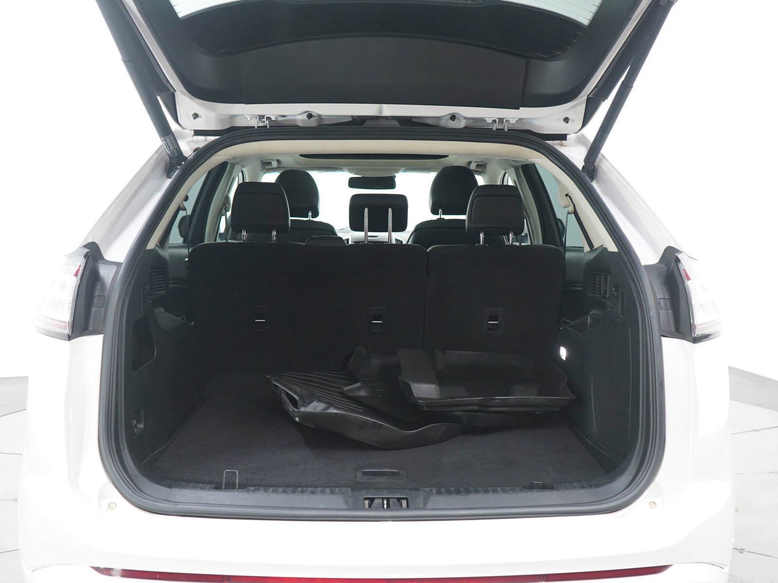 Used 2018 Ford Edge Sport w/ Equipment Group 401A image 16