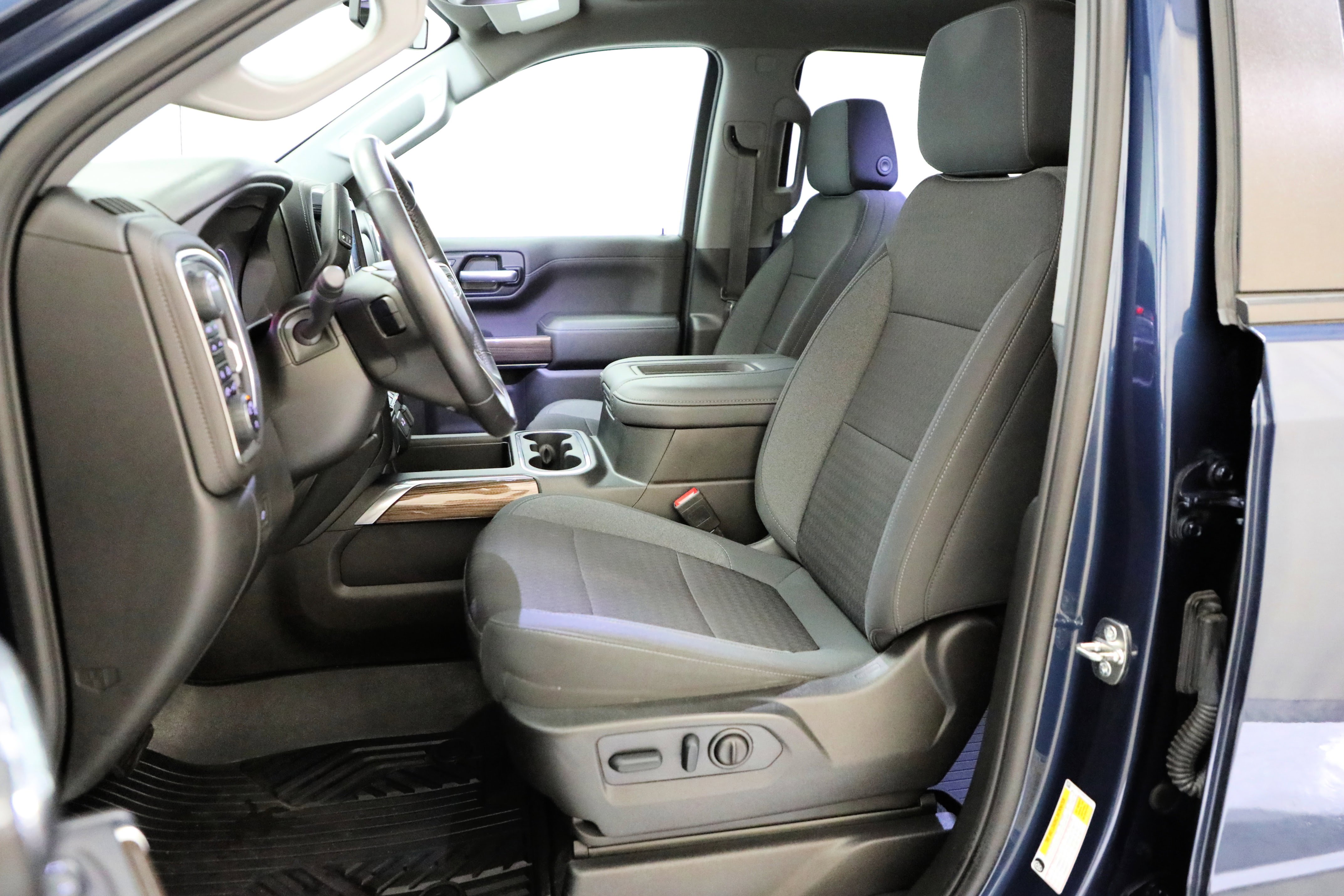 Used 2022 Chevrolet Silverado 1500 RST image 8