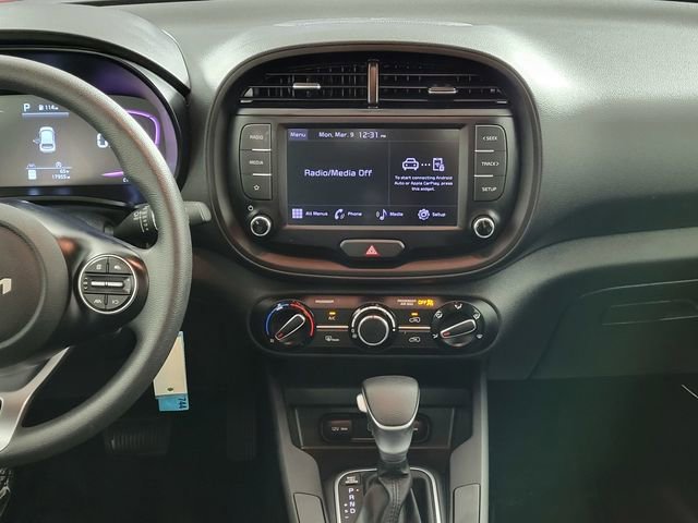 Used 2023 Kia Soul LX image 21