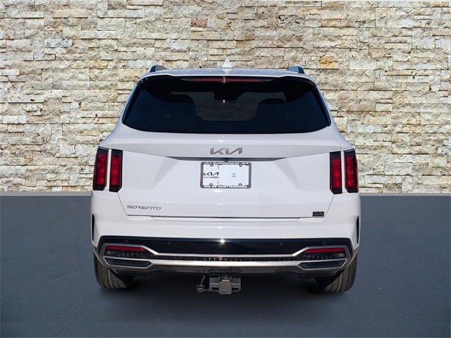 Certified 2023 Kia Sorento EX w/ Panoramic Sunroof Package image 6