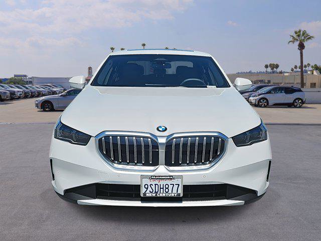 Used 2024 BMW 540i xDrive w/ Convenience Package image 2