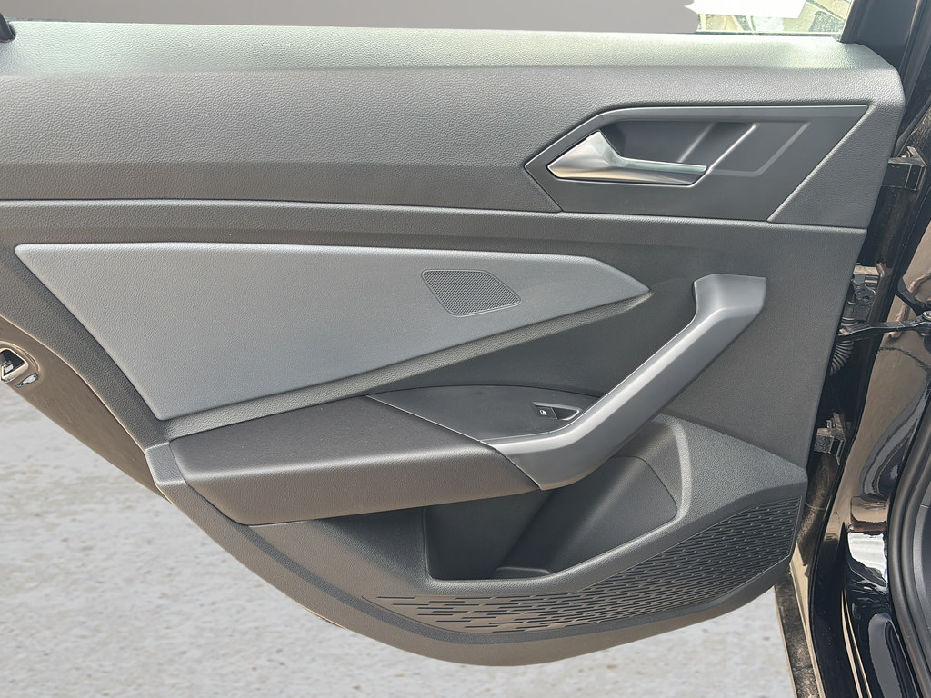 New 2026 Volkswagen Jetta SE FWD image 14
