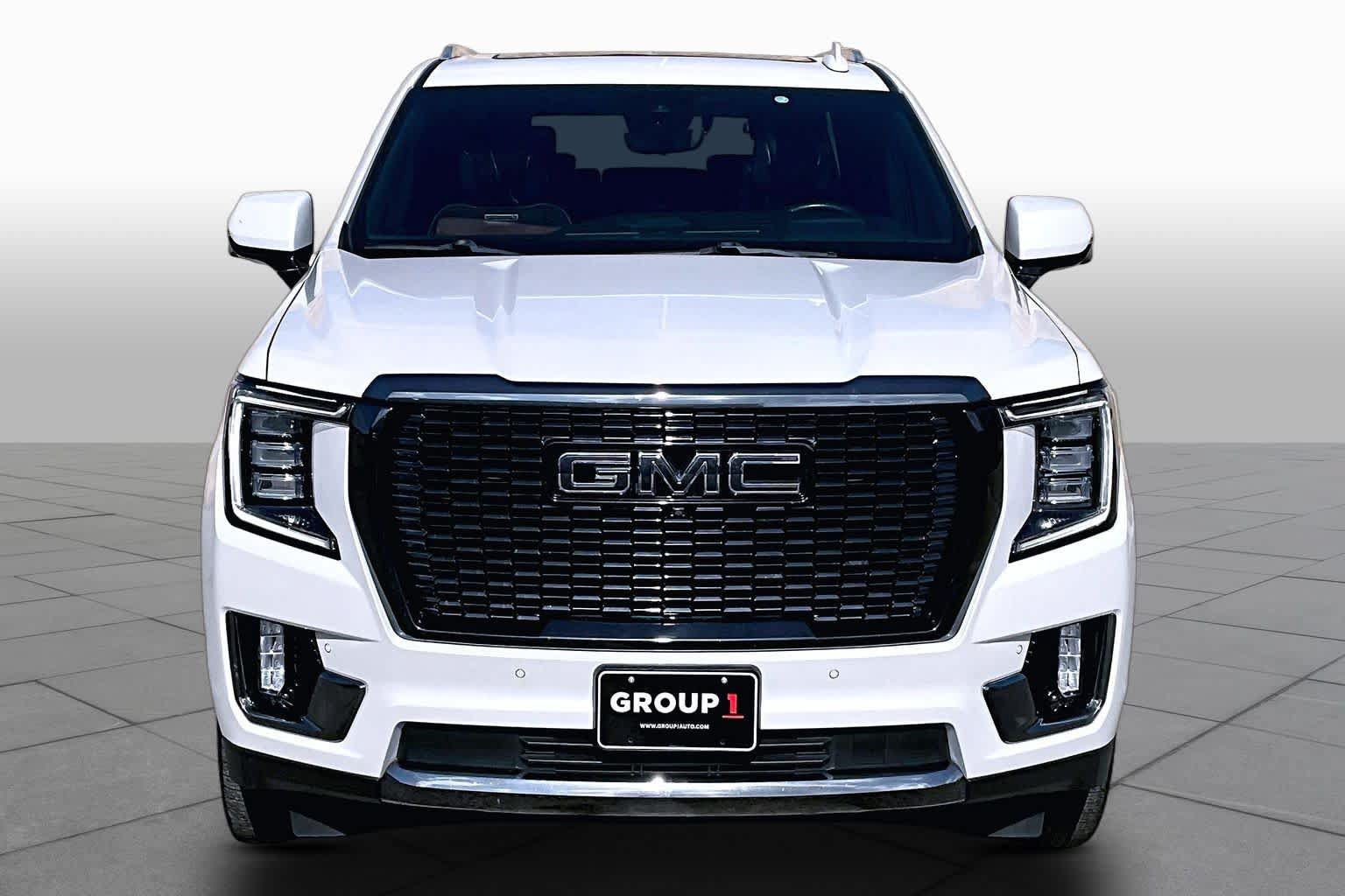 Used 2023 GMC Yukon Denali Ultimate AWD/4WD image 7