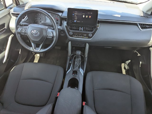 Used 2024 Toyota Corolla Cross LE FWD image 13