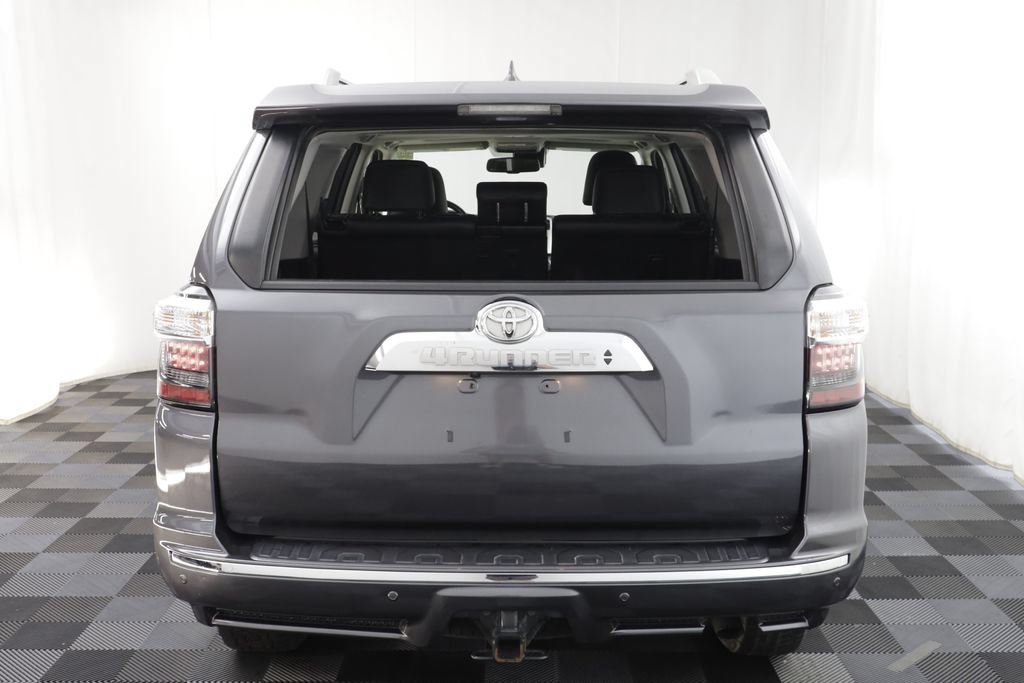 Used 2023 Toyota 4Runner Limited AWD/4WD image 19