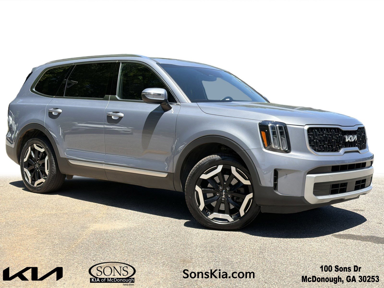 Used 2024 Kia Telluride EX w/ EX Captain's Chair Package
