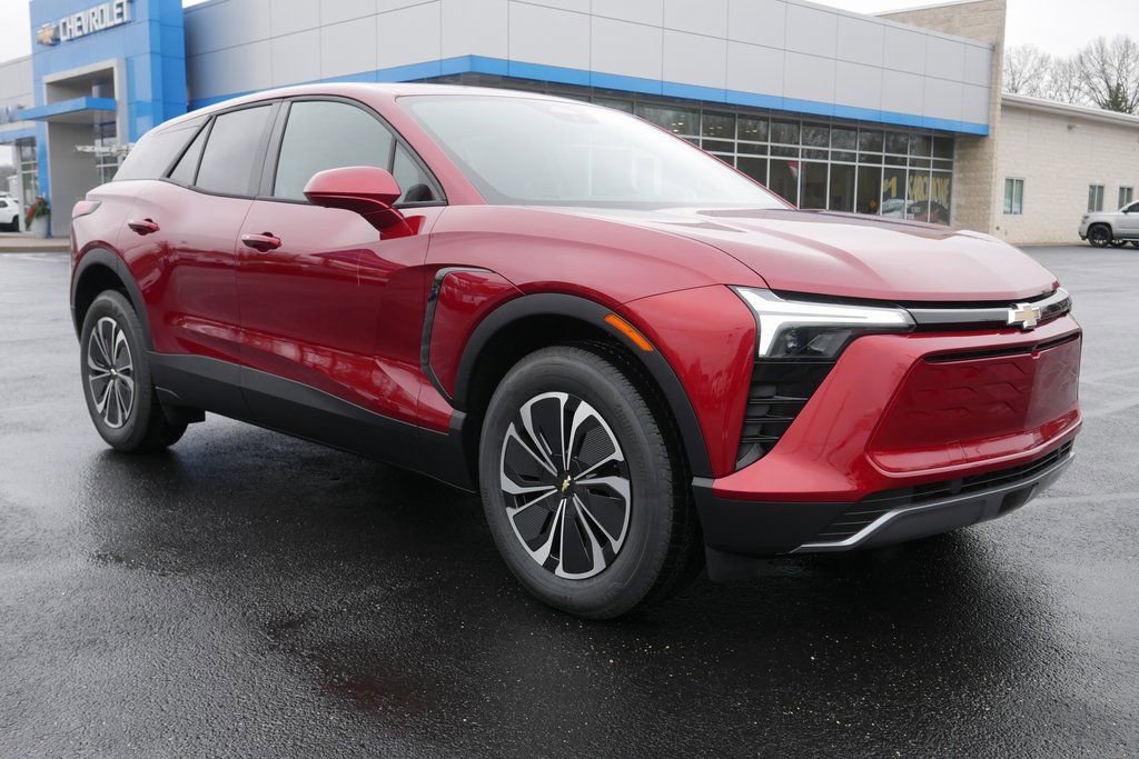 New 2025 Chevrolet Blazer EV LT AWD/4WD image 2