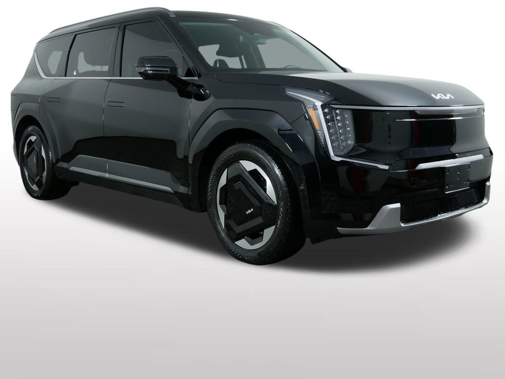 Used 2024 Kia EV9 Land AWD/4WD image 3