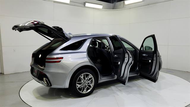 Used 2025 Genesis GV70 2.5T AWD/4WD image 32