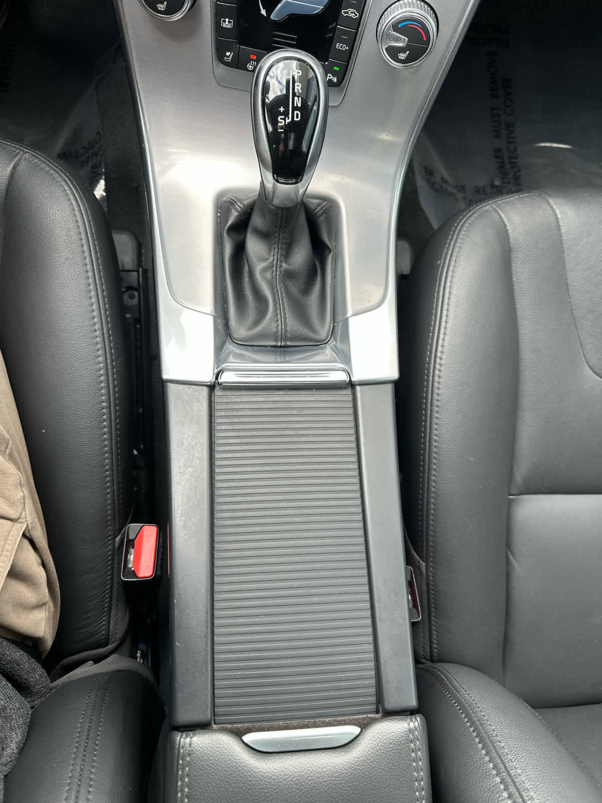 Used 2018 Volvo S60 T5 Inscription image 14