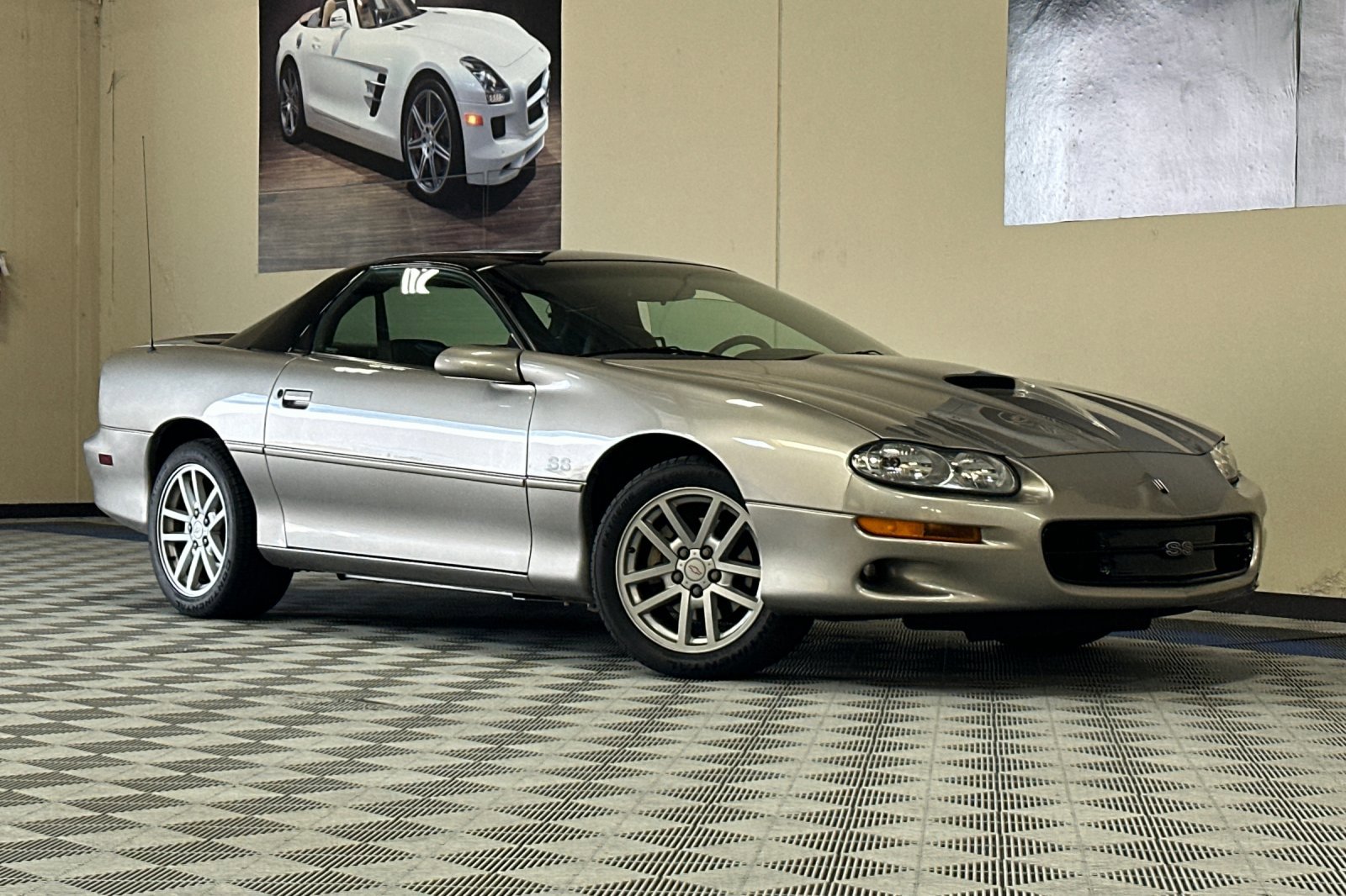 Used 2002 Chevrolet Camaro Z28 w/ SS Performance/Appearance Pkg image 2