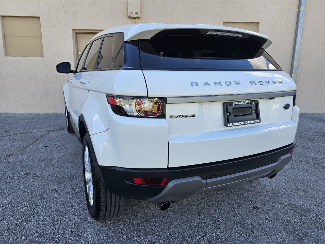 Used 2015 Land Rover Range Rover Evoque Pure AWD/4WD image 5