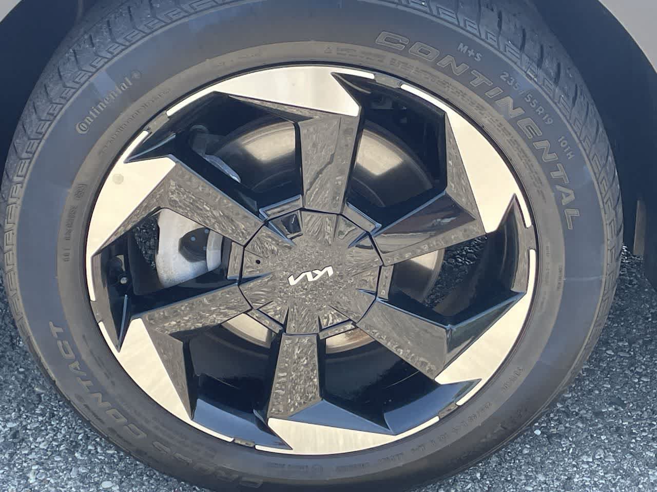 Used 2025 Kia Sorento EX AWD/4WD image 37