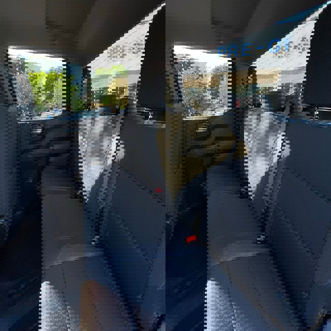 Used 2024 Chevrolet Silverado 1500 Custom Trail Boss w/ LPO, Dark Essentials Package image 24