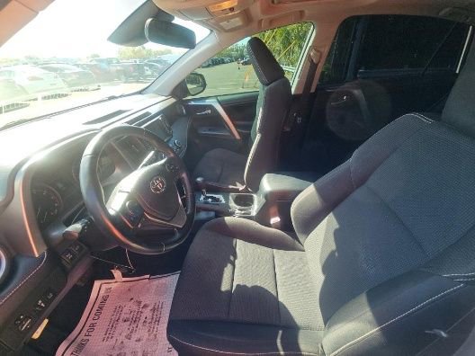 Used 2017 Toyota RAV4 XLE image 5