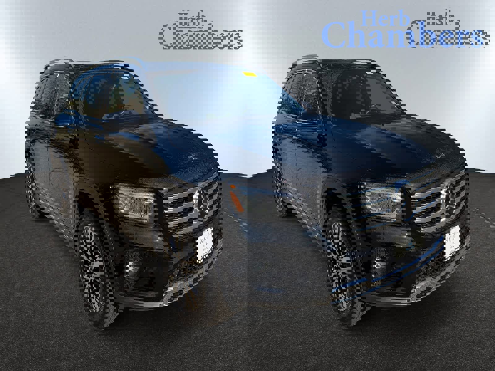 Used 2024 Mercedes-Benz GLB 250 4MATIC image 10