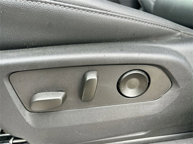 Used 2023 Chevrolet Silverado 1500 LTZ image 16