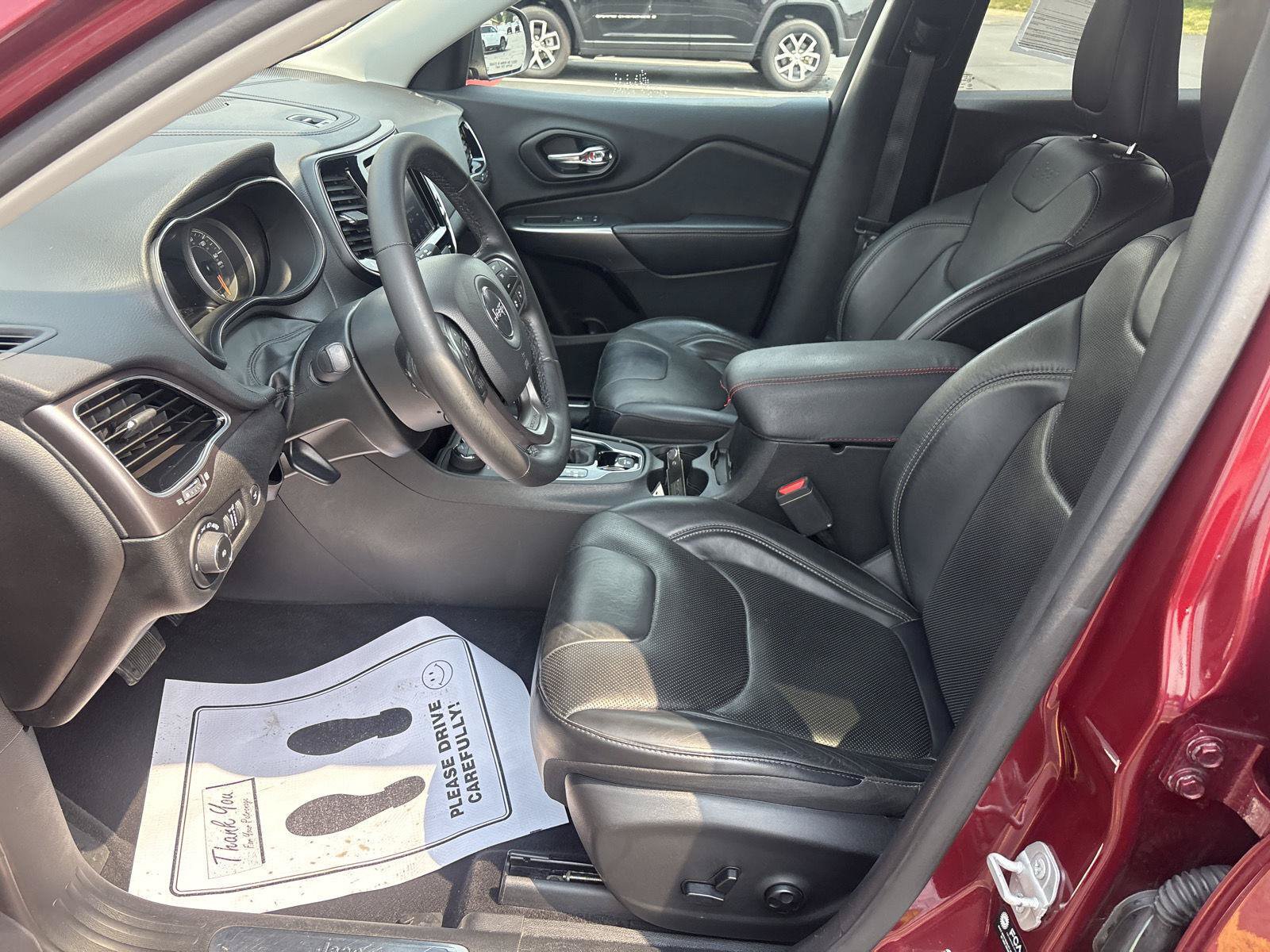 Used 2021 Jeep Cherokee Limited w/ Elite Package AWD/4WD image 9