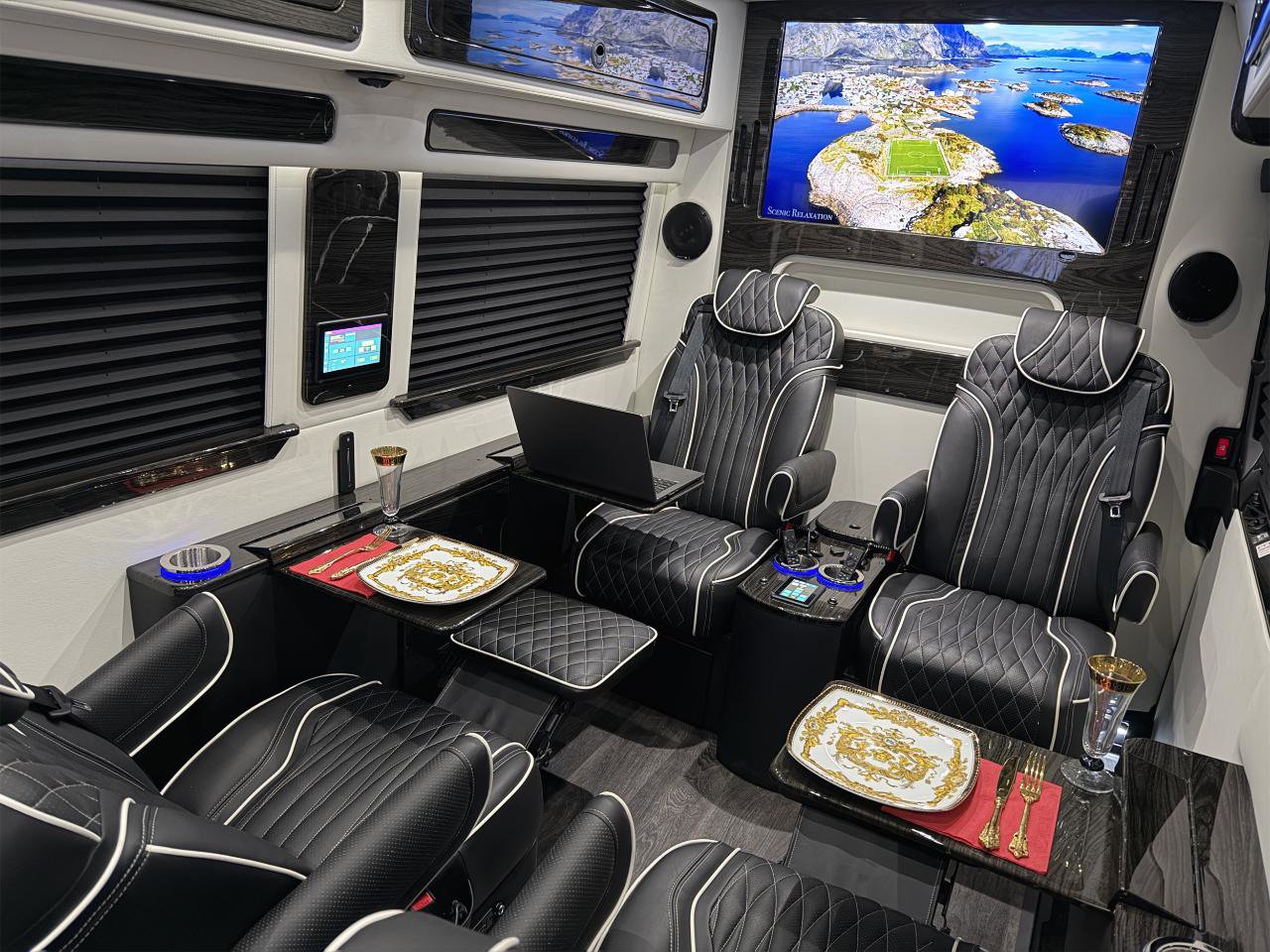 Used 2025 Mercedes-Benz Sprinter 3500 image 5