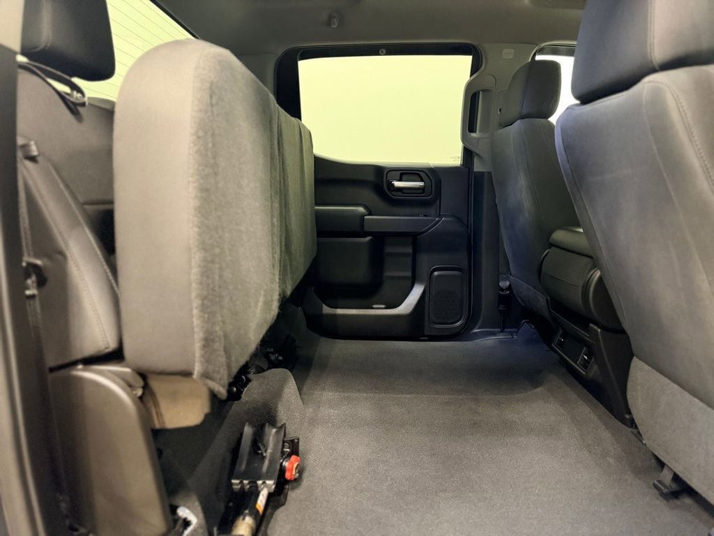 Used 2019 Chevrolet Silverado 1500 Custom w/ Custom Value Package image 26