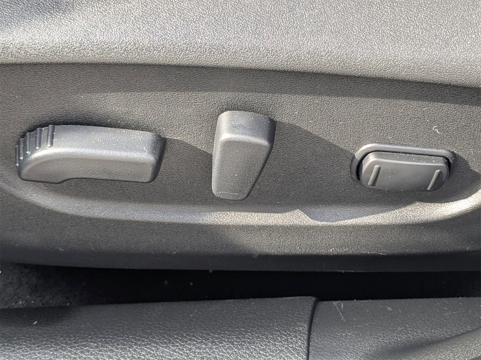 Used 2019 Nissan Rogue Sport SL w/ Premium Package image 20