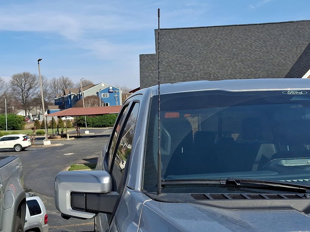 Used 2024 Ford F150 Lariat w/ FX4 Off-Road Package image 7