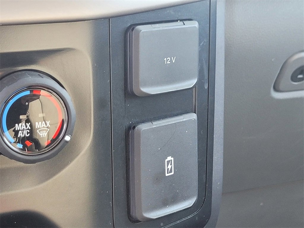 Used 2023 Ford F150 XLT image 23