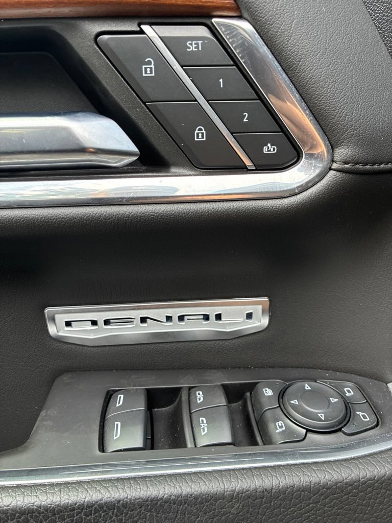 Used 2023 GMC Sierra 1500 Denali AWD/4WD image 12