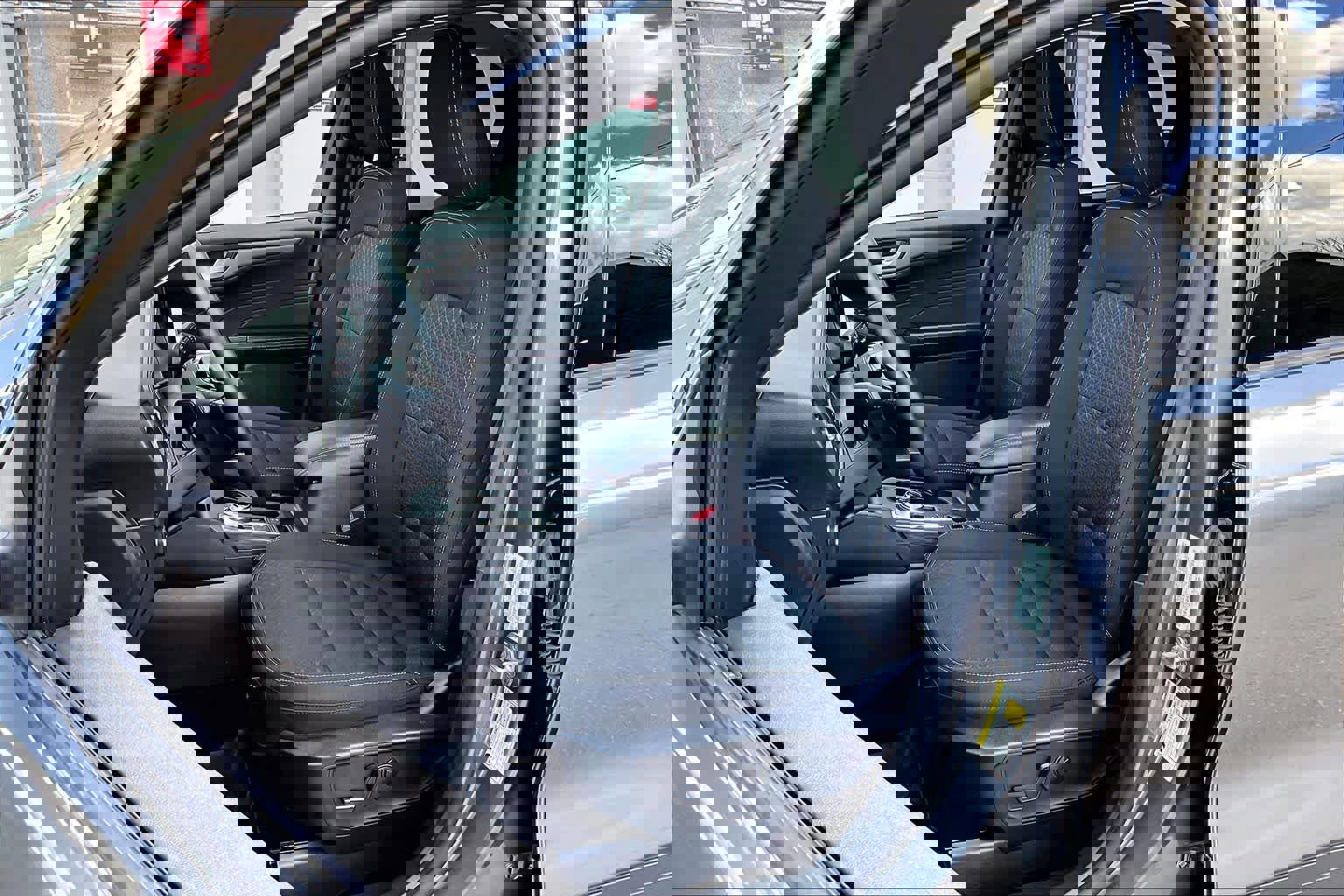 Certified 2024 Ford Escape Active w/ Tech Pack #2 image 8