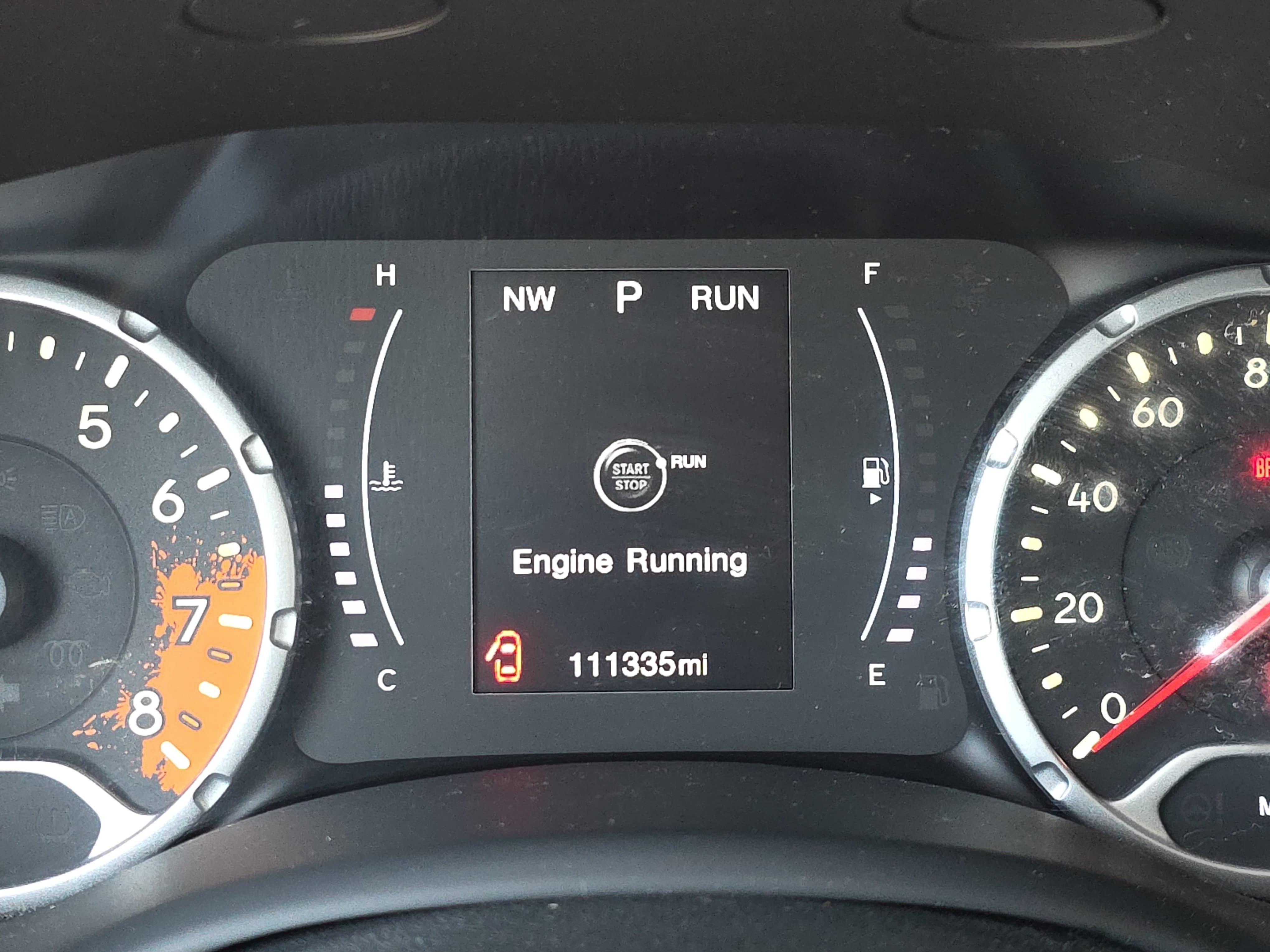 Used 2017 Jeep Renegade Altitude FWD image 16