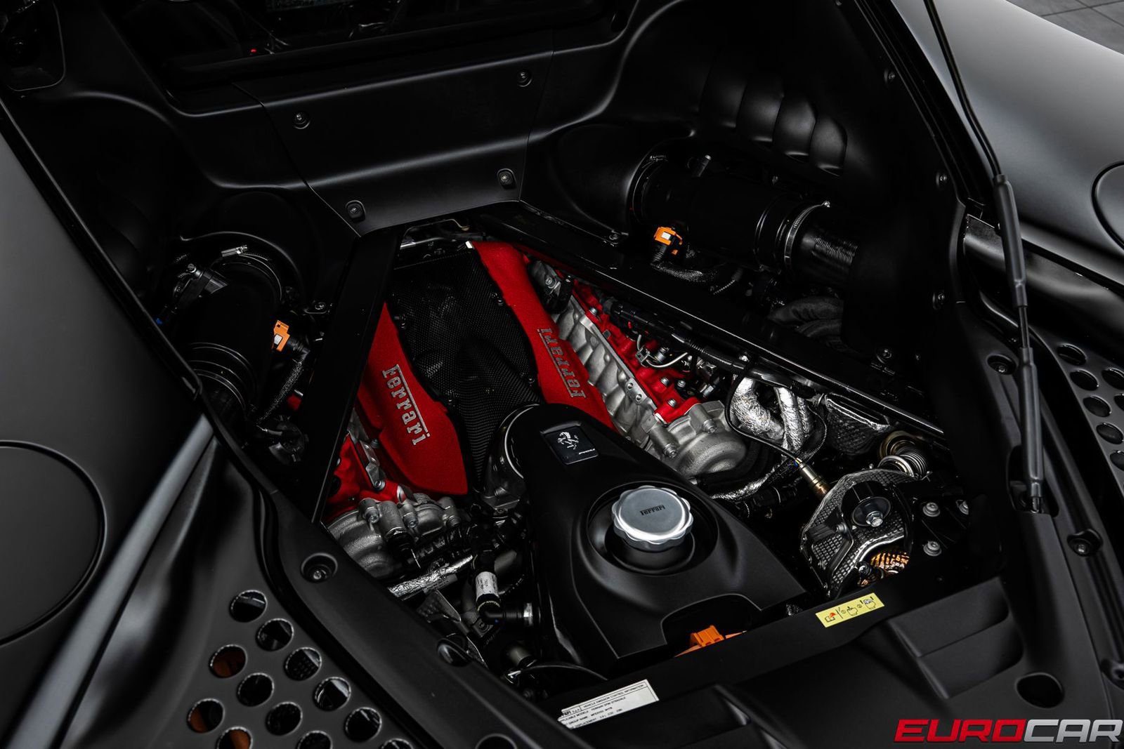 Used 2021 Ferrari SF90 Stradale AWD/4WD image 17