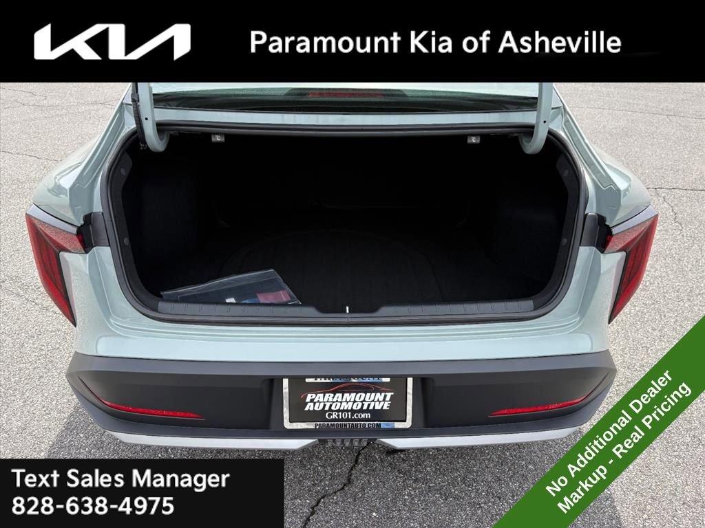 New 2026 Kia K4 LXS image 29