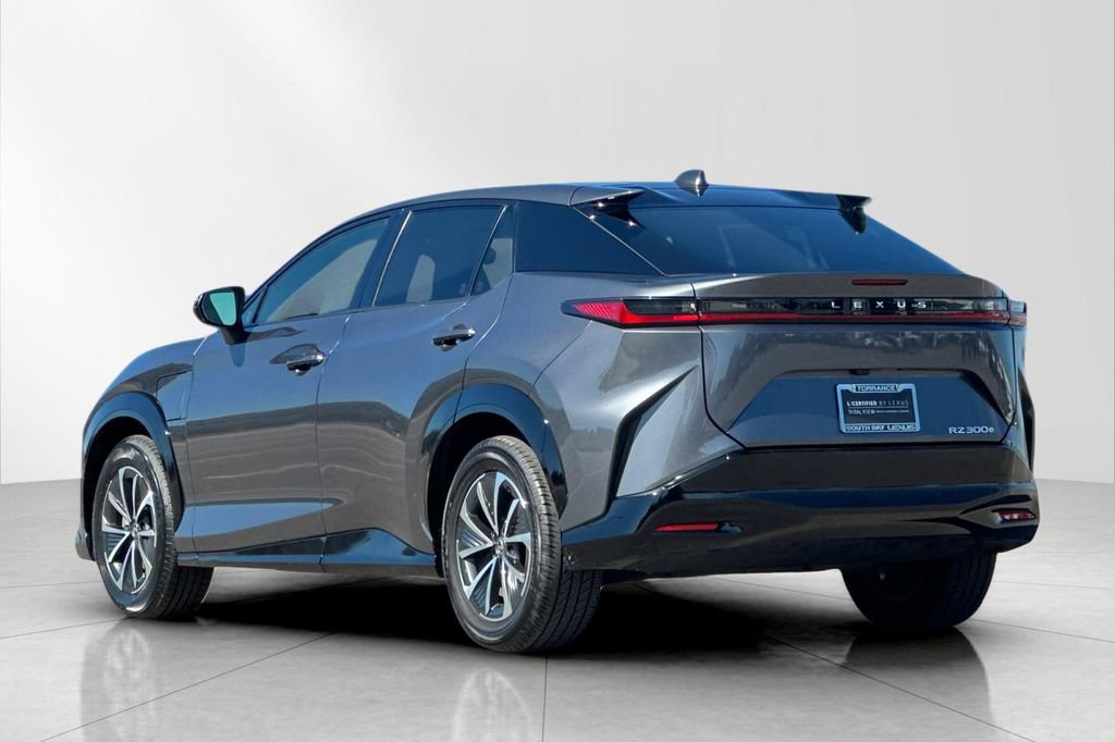 Certified 2024 Lexus RZ 300e Premium FWD image 4