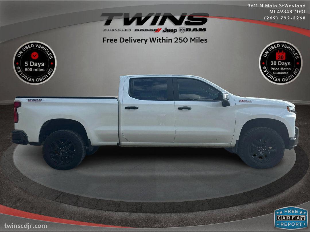 Used 2022 Chevrolet Silverado 1500 LT Trail Boss w/ LT Trail Boss Premium Package image 2