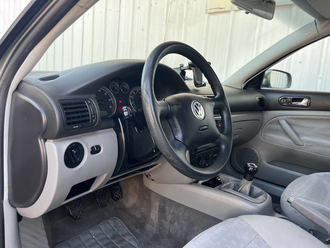 Used 2002 Volkswagen Passat GLS image 10