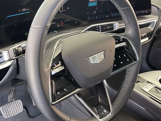 Used 2024 Cadillac Lyriq Tech AWD/4WD image 26
