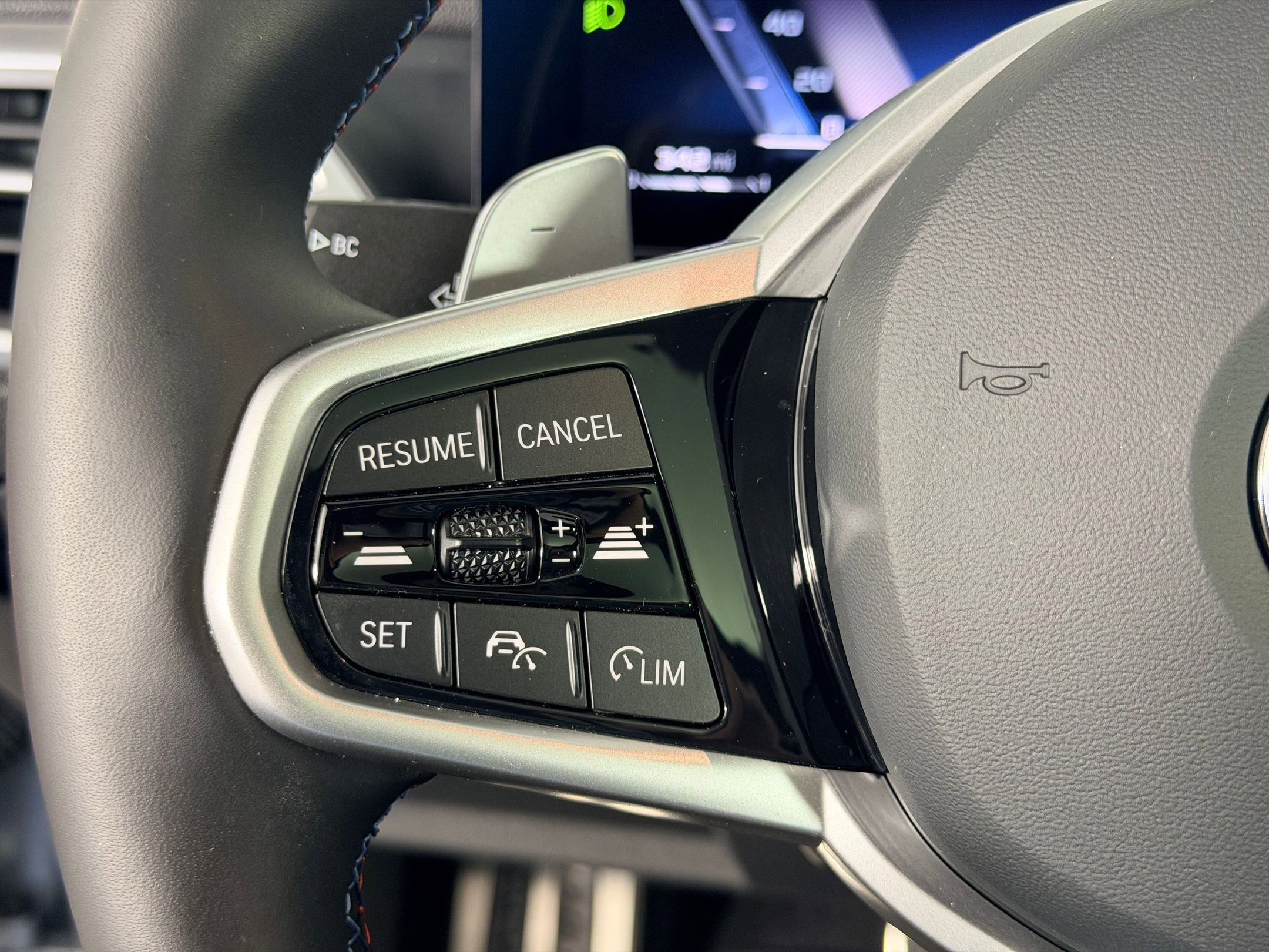 Certified 2025 BMW M440i image 17