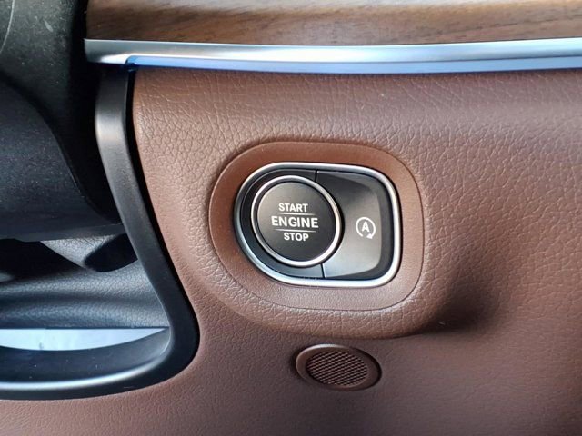 Certified 2026 Mercedes-Benz GLS 450 4MATIC image 25