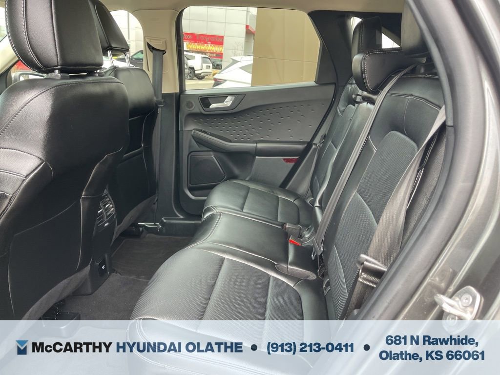 Used 2020 Ford Escape Titanium w/ Titanium Premium Package 2.0 image 14