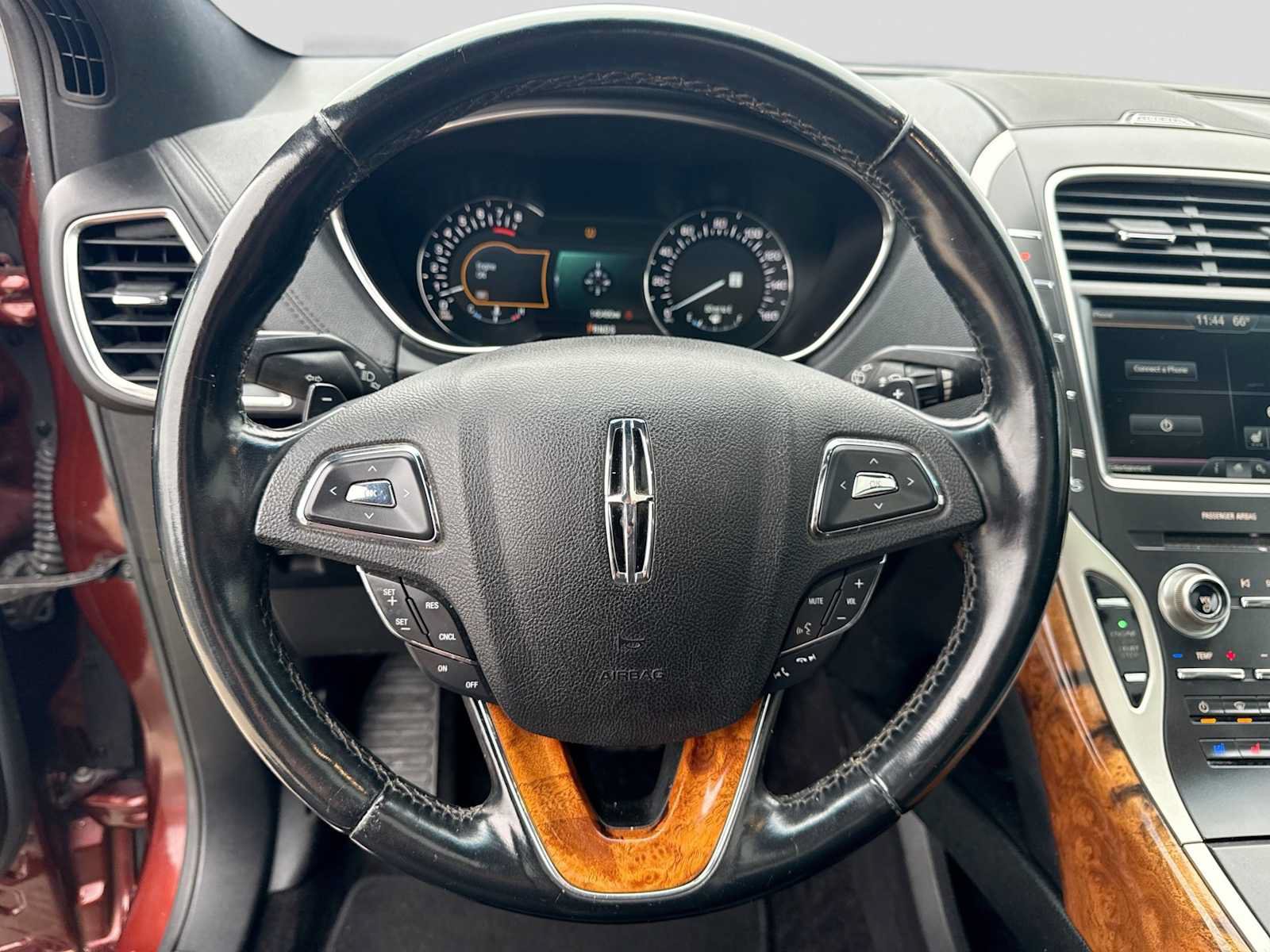 Used 2016 Lincoln MKX Reserve w/ Climate Package AWD/4WD image 22