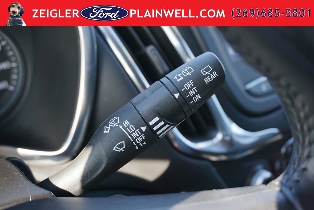 Used 2021 Chevrolet Equinox LT w/ Driver Convenience Package AWD/4WD image 27