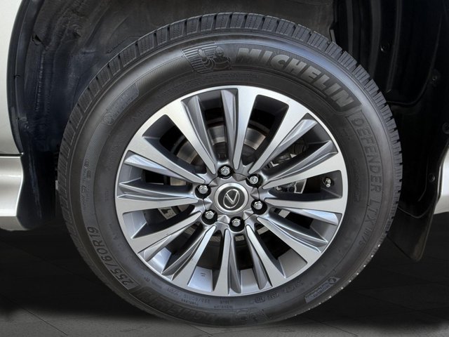 Certified 2020 Lexus GX 460 Luxury w/ Accessory Package AWD/4WD image 24