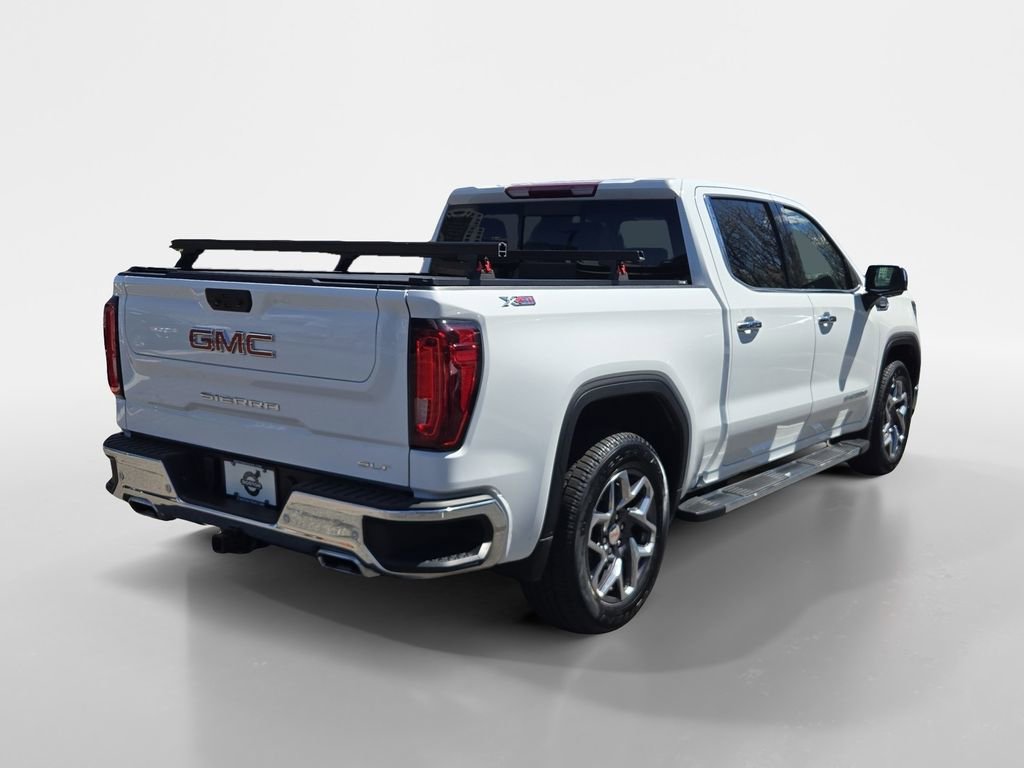 Used 2023 GMC Sierra 1500 SLT w/ SLT Premium Plus Package AWD/4WD image 4