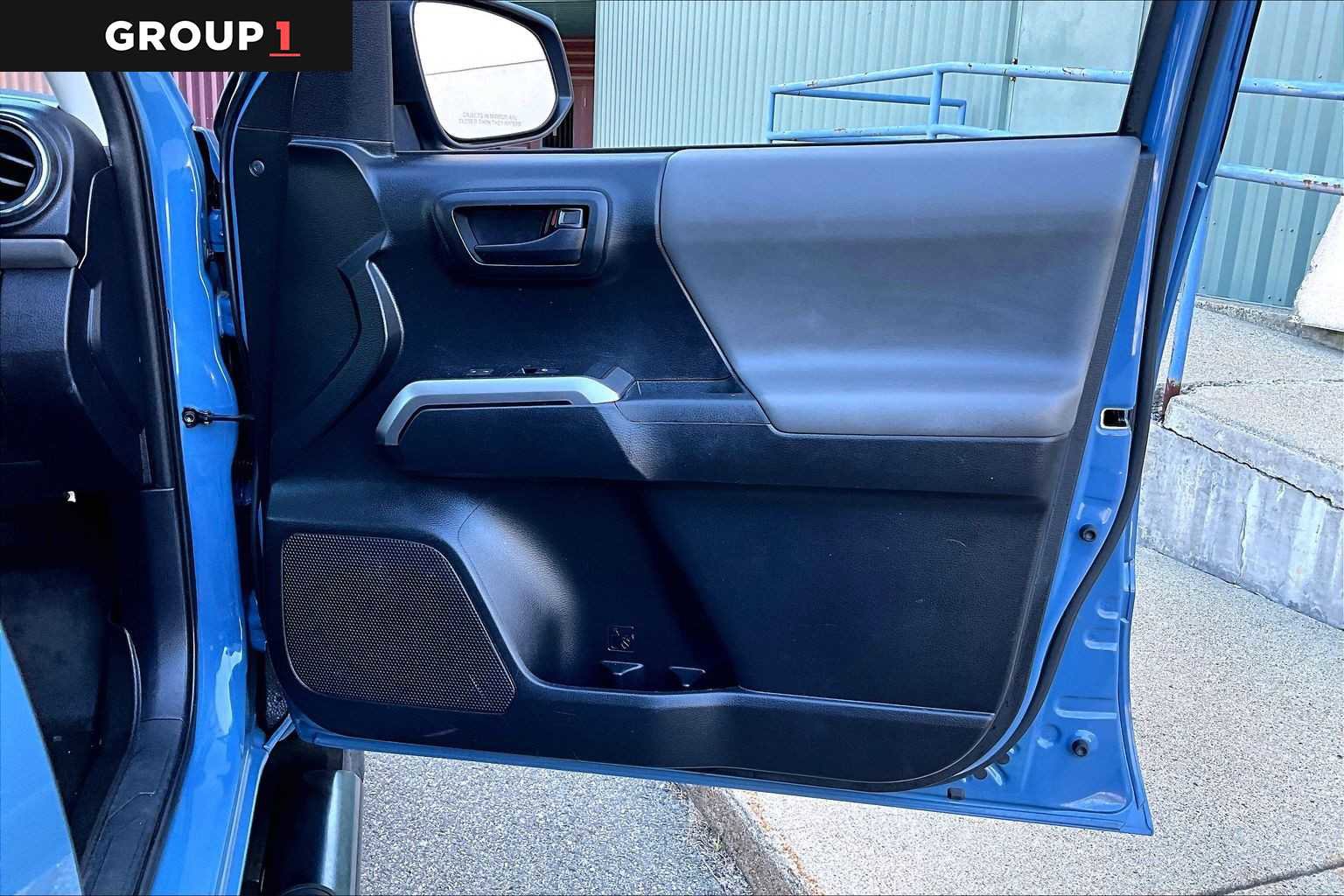 Used 2019 Toyota Tacoma SR5 AWD/4WD image 23