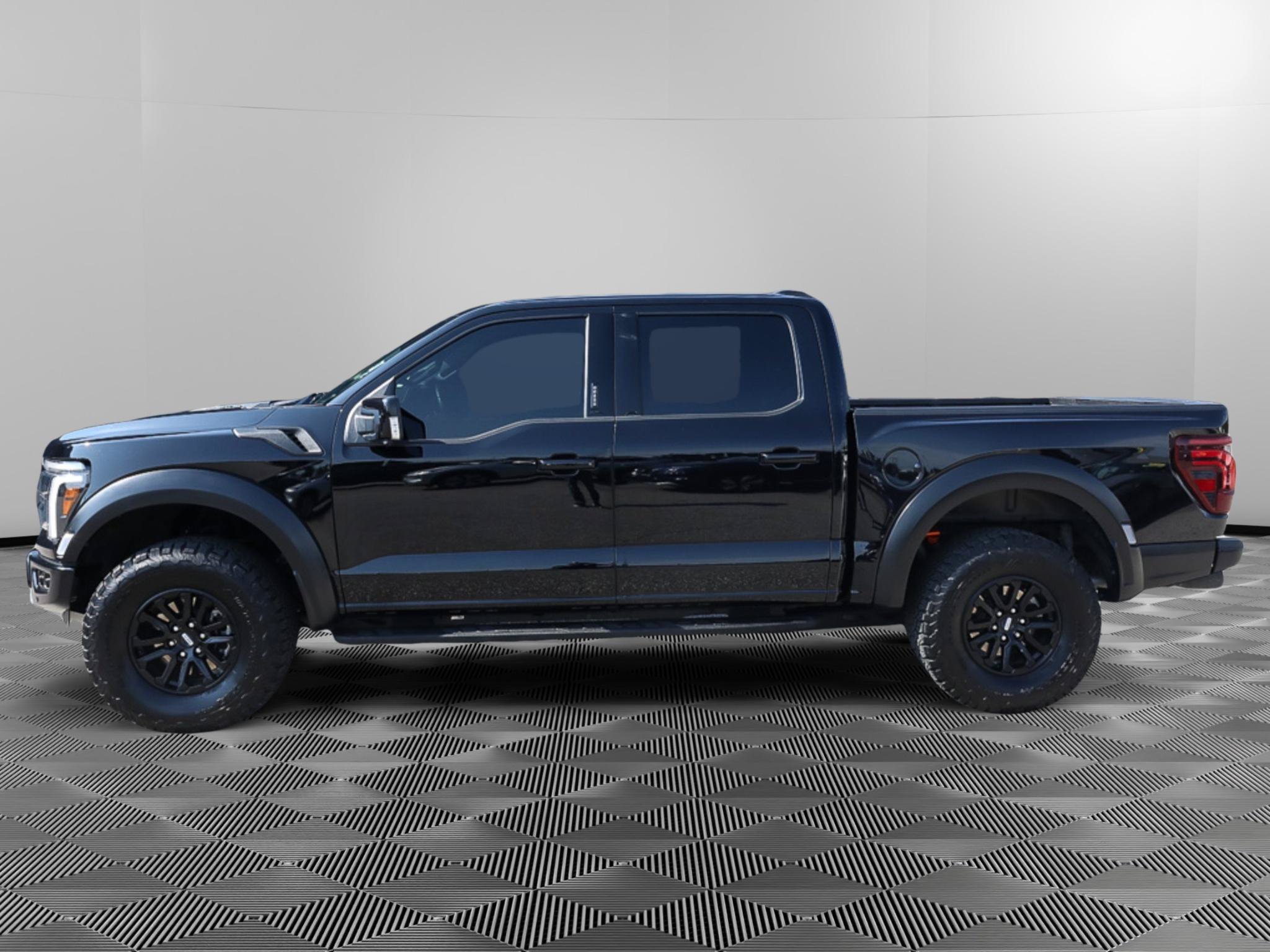 Used 2024 Ford F150 Raptor AWD/4WD image 3